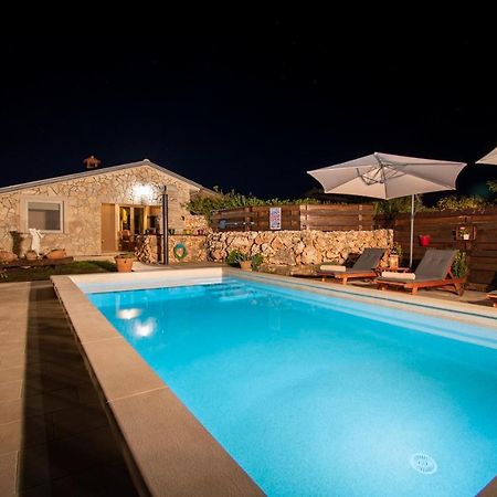 Haus Vita Πούλα Εξωτερικό φωτογραφία